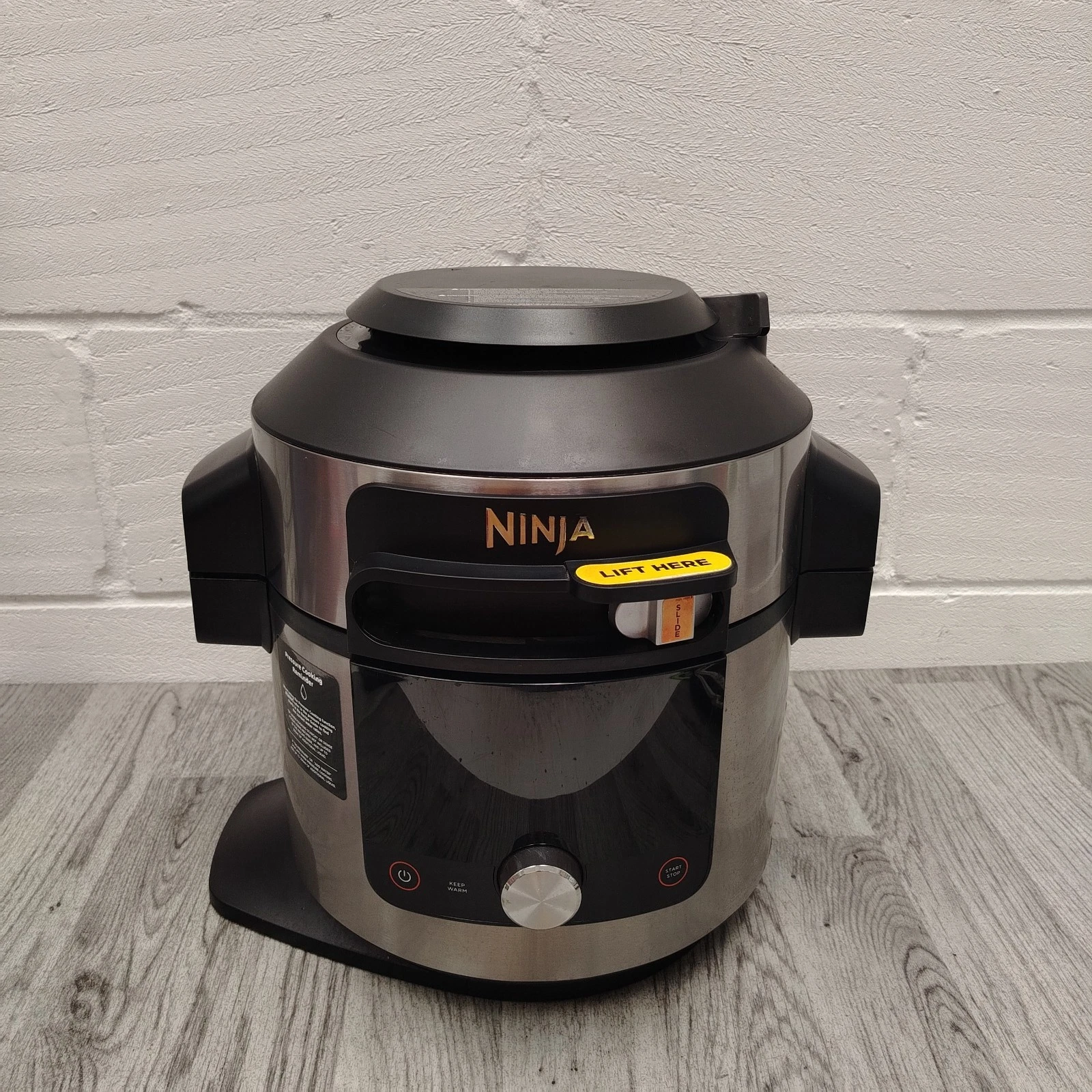 Ninja Foodi MAX 15-in-1 SmartLid Multi-Cooker 7.5L OL750UK