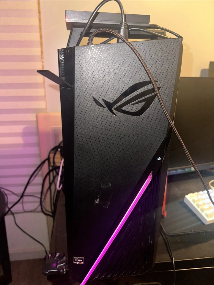 ASUS ROG Strix Gaming Desktop AMD Ryzen 5,NVIDIA GeForce RTX 3070 - Image 3 of 4