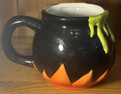Target 15.7 fl oz Halloween Potion Cauldron Mug Cup - Hyde and EEK Boutique NEW - Picture 2 of 8