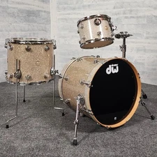 Used DW Collectors 3pc Drum Set Broken Glass Glitter w/Tom Stand - Good