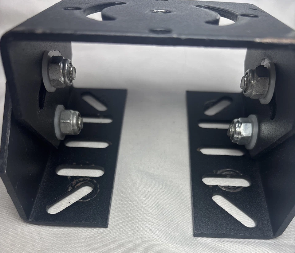 Havis Low Profile C-3075-3 Tilt & Swivel 2.5-Inch Laptop Mounting Bracket Used - Image 4 of 4