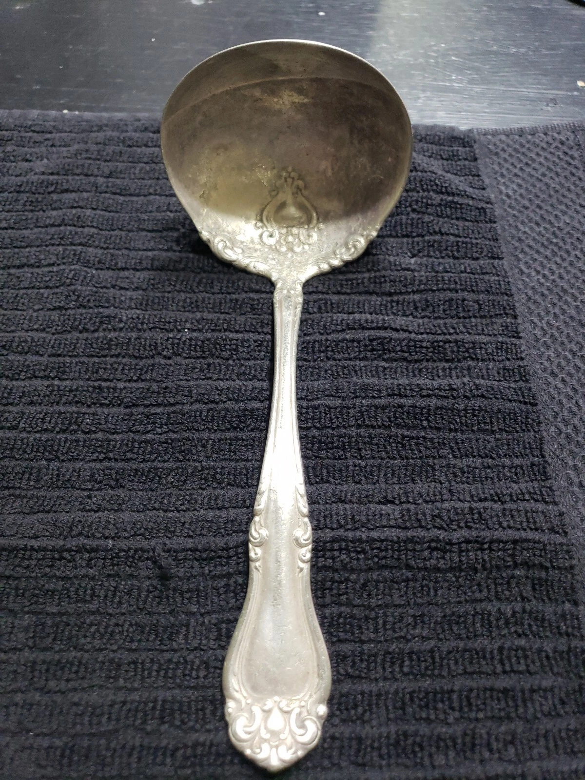 Vintage Rare Ornate Antique Oneida Reliance Plate Ladle