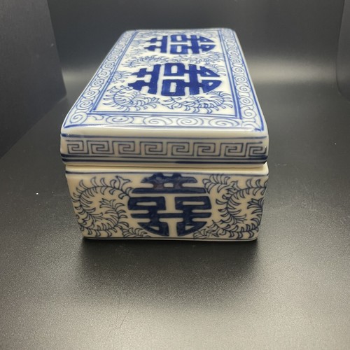 Vintage Antique Chinese Blue & White Porcelain Double Happiness Tea Trinket Box - Picture 2 of 9