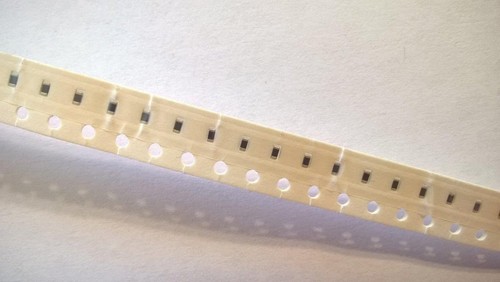 ZAE769 Lot of 100 pcs MMZ1608B601CTAH0 Ferrite Chip Bead 600 Ohm 500mA 0603 SMD - 第 1/2 張圖片