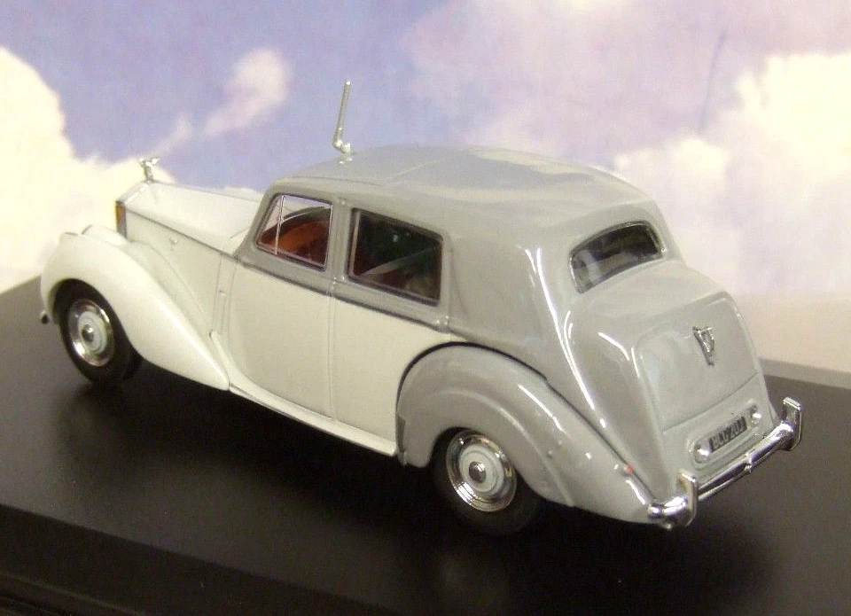 OXFORD 1/43 1949-1955 ROLLS ROYCE SILVER DAWN (STD. STEEL) 2 TONE GREY 43RSD002 - Image 2 of 2