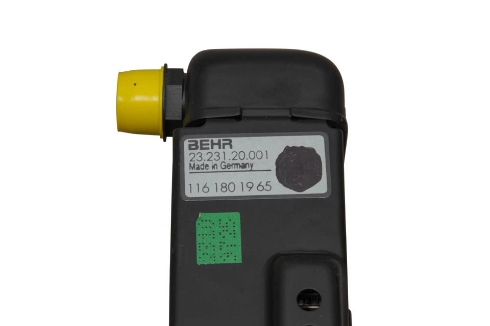 New Mercedes-Benz 1975-1980 Oil Cooler *1161801365 - Image 3 of 3