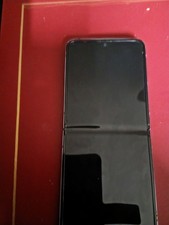 Samsung Galaxy Z Flip4 Unlocked Smartphone