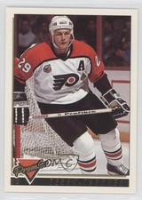 1993-94 Topps Premier Gold Premier Terry Carkner #152 1s7