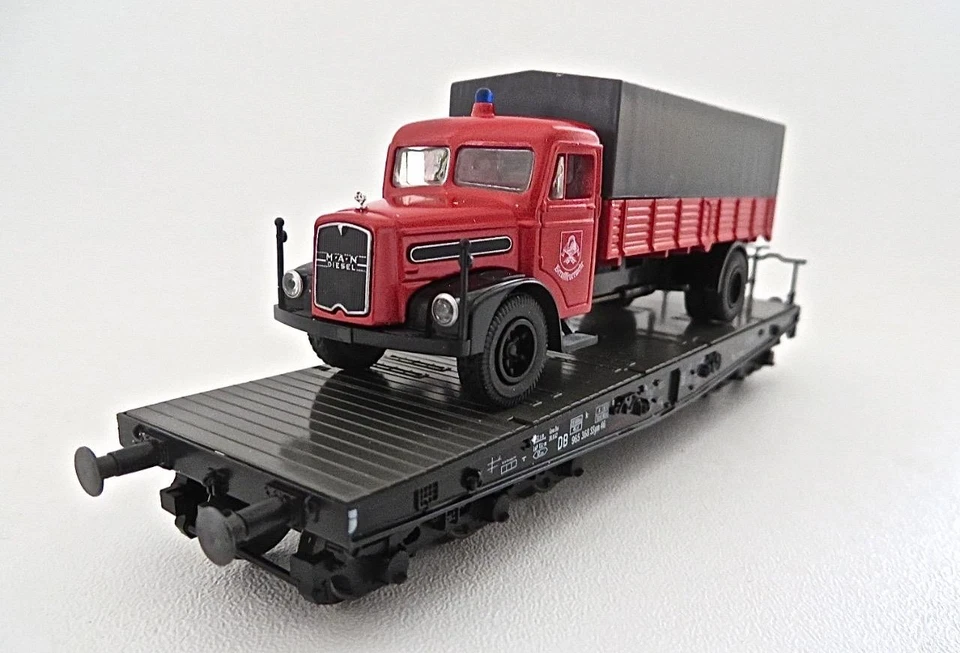 HO Marklin 48756 DB Heavy-Duty Flat Car with Fire Department Truck NEW - Image 4 of 4