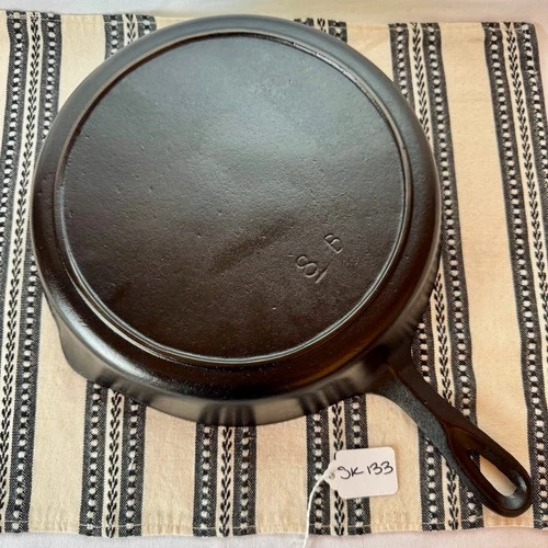 Birmingham Stove & Range Co (BSR) Red Mountain No. 8 B Cast Iron Skillet