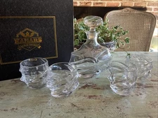 KANARS Whiskey Decanter Set  5 Piece Crystal Liquor Decanter w/ Lid  & Glasses