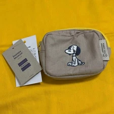Snoopy Museum Quantity Limited Embroidered Mini Pouch Yellow