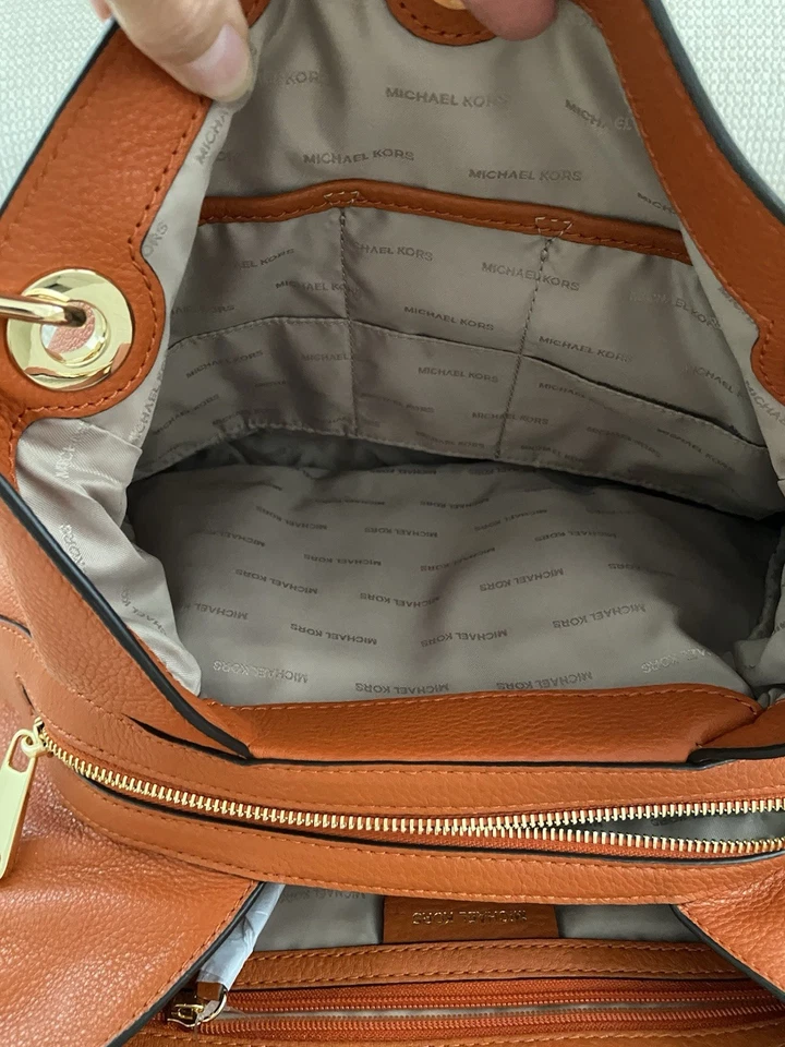 Bolso de mano de cuero Michael Kors Foto 4 de 4