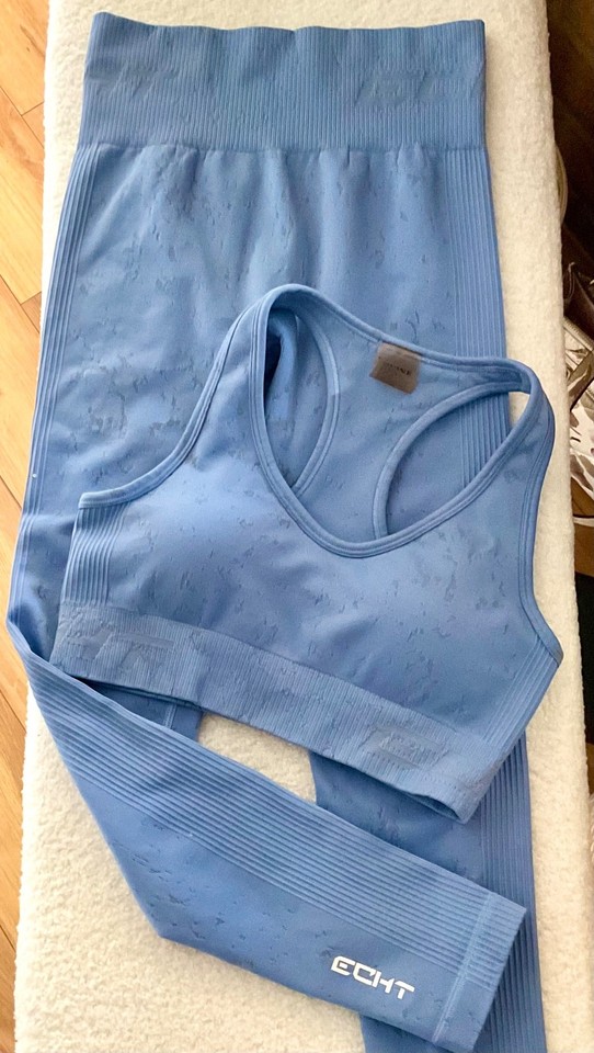 ECHT Divine Series Seamless Workout Set Light Blue Sports Bra & Leggings - S