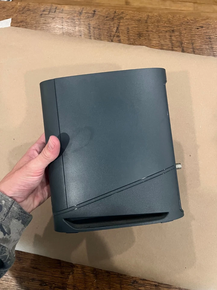 ARRIS CABLE MODEM ROUTER COMBO ~ G34 ~ Fast DOCSIS 3.1 Gigabit WiFi 6 - 1 Gbps - Image 3 of 4