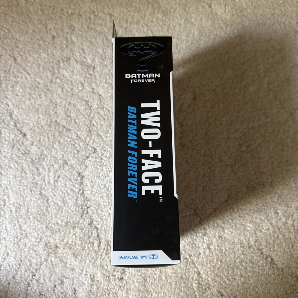 McFarlane DC Multiverse Two-Face (Batman Forever) 7in BAF Figure - Image 3 of 4