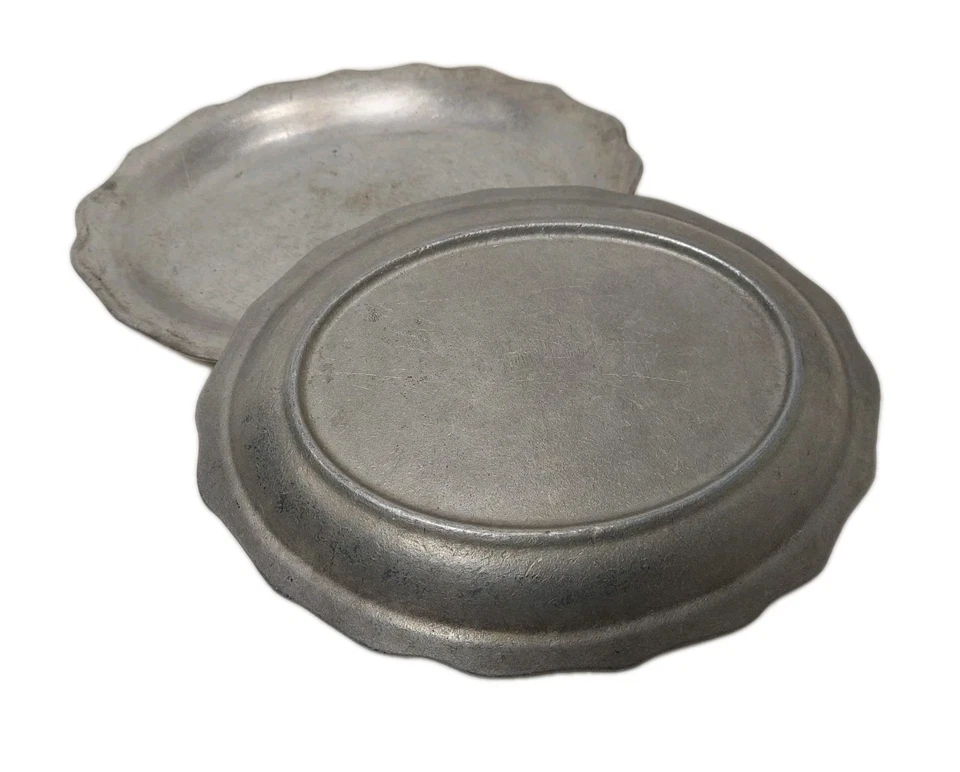 "2 platos ovalados Wilton Columbia Pewter Queen Anne 12,25"" X 9,5""" Foto 2 de 4