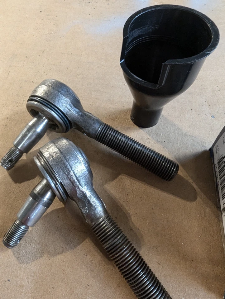 Porsche 911 914 NUEVO Par de extremos de varilla de amarre Lemquire EN CAJA ORIGINAL Foto 3 de 4