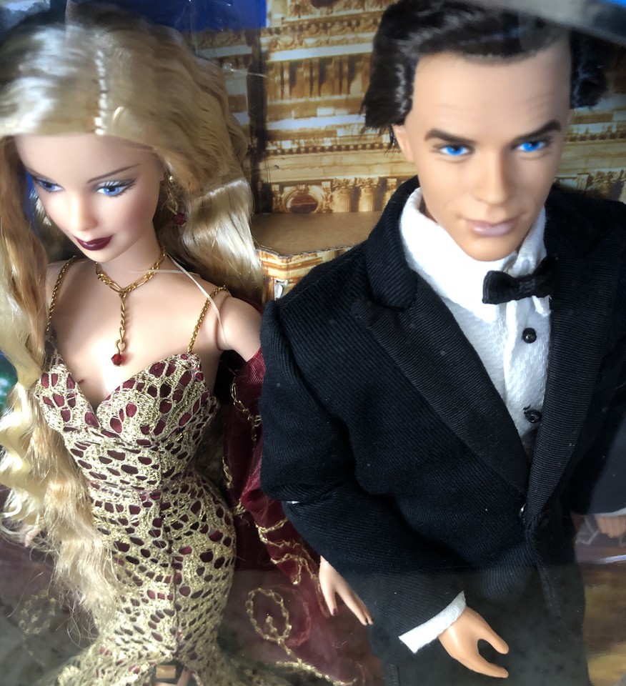 2002 Barbie & Ken As James Bond 007 Collector's Edition Set Mattel #B0150 NRFB