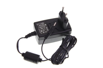 Original Netzteil ENG 3A-161WP18 Output: 18V-0,84A