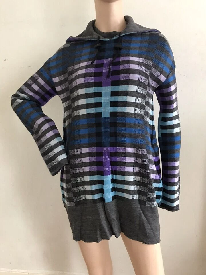 MINI VESTIDO CON CAPUCHA LOUISE GOLDIN TOPSHOP 100% LANA L REINO UNIDO 12-14 EU 40-42 NUEVO CON ETIQUETAS RARO Foto 2 de 4