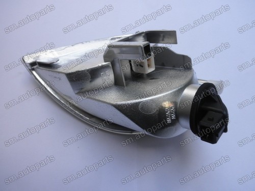 Front Indicator Light Lamp For Citroen Berlingo Peugeot Partner Right - Picture 2 of 2
