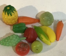 Vegetables And Fruit Lot Of 11 Toys Pretend Food Vintage Toy T2