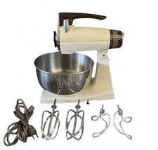 VTG Sunbeam Mixmaster Deluxe 12 Speed Stand M...