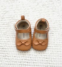 Lucky Brand Tan Leather Moccasins Toddlers Size 4 9-12 Months