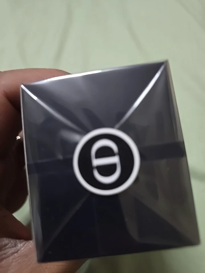 Christian Dior Eau Sauvage Men's Eau de Toilette Spray 1.7 oz - Image 2 of 3