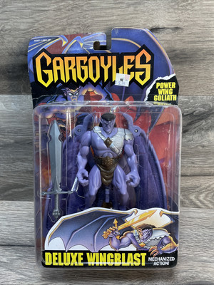 Kenner 1995 Hasbro Gargoyles Power Wing Goliath Deluxe Blast Action Figure -NIB