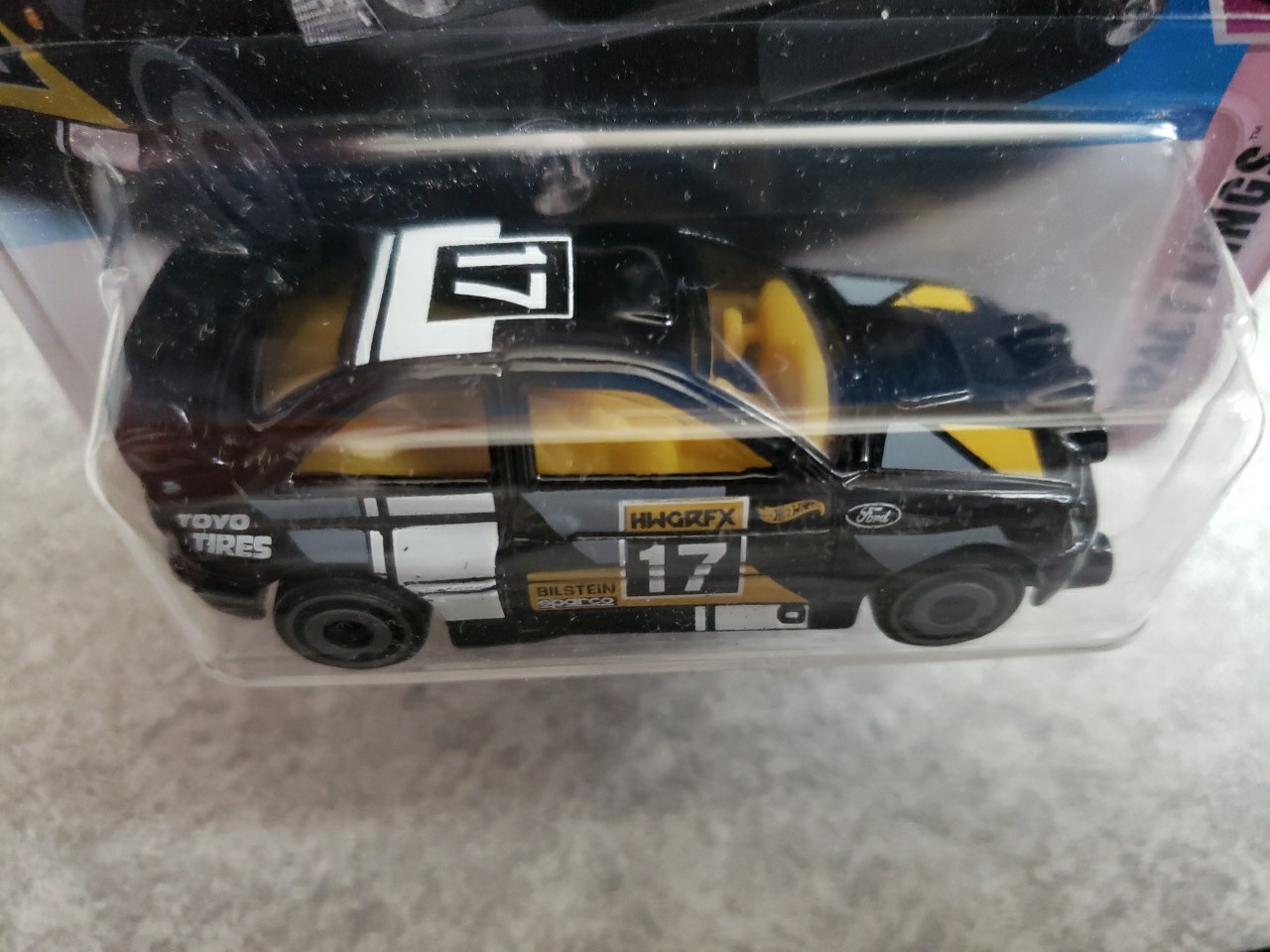 Picture 5 of 6