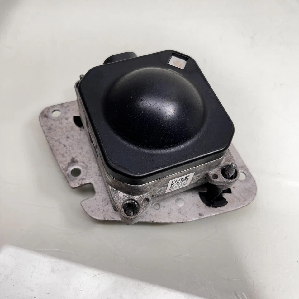 AUDI A8 A8L 2011-2014 SENSOR DISTANCIA CONTROL CRUCERO ADAPTATIVO DERECHO 4H0907561B Foto 3 de 4