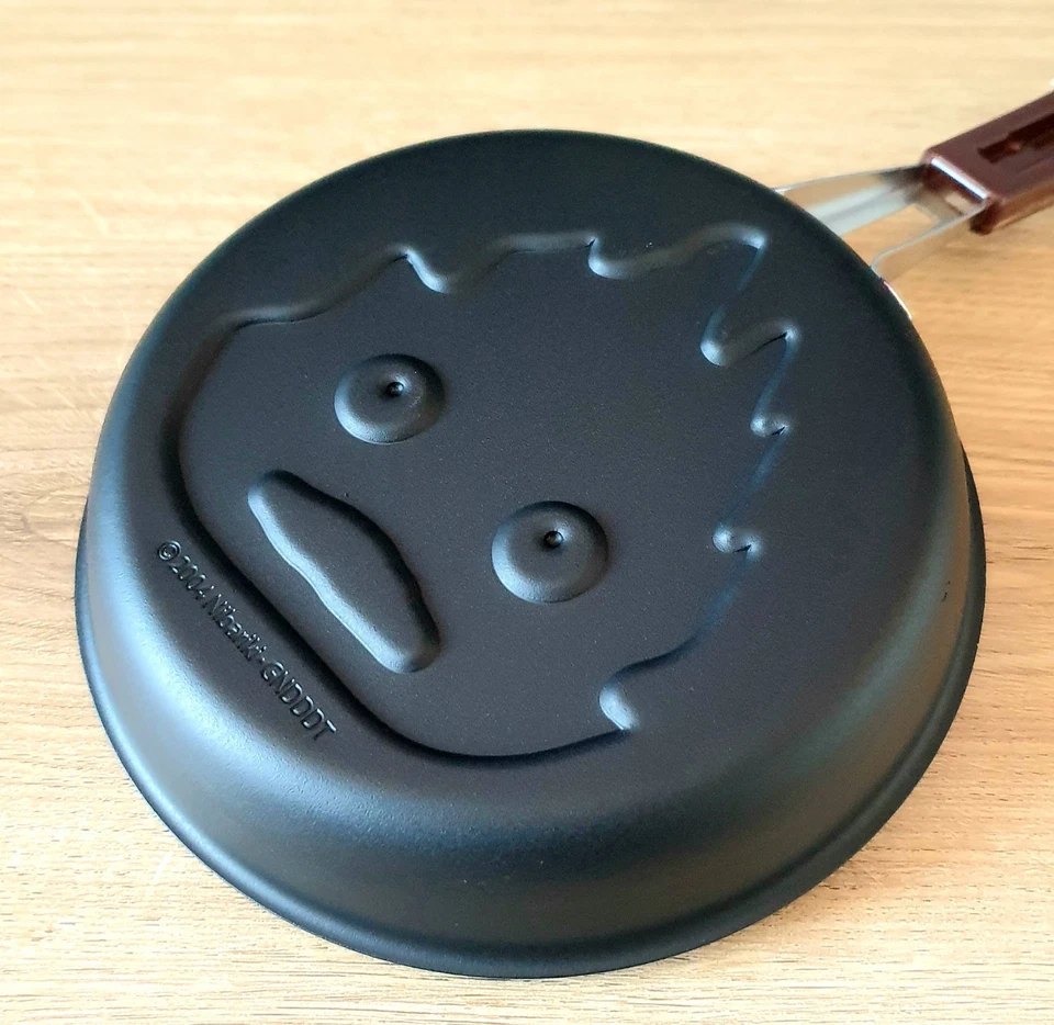 LE CHATEAU AMBULANT - Calcifer - Poêle à pancakes 16.5x31x5cm Studio Ghibli - Photo 4/4