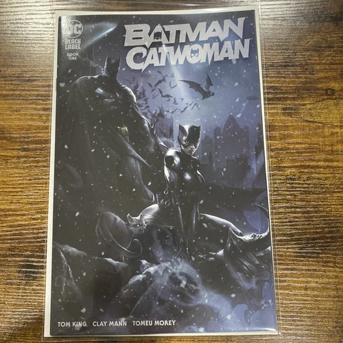 BATMAN CATWOMAN BOOK #1 * NM+ * FRANCESCO MATTINA TRADE VARIANT A BLACK LABEL 🔥