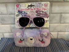 NUOVO Love @ First Sight Girls set 6 pezzi, occhiali da sole, custodia sfocata con 4 clip per capelli