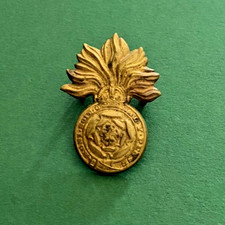 CANADIAN FUSILIERS SMALL CAP BADGES