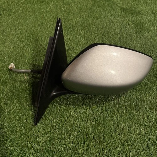 2009-2013 INFINITI G37 Sedan Driver Side View Mirror Power Silver OEM