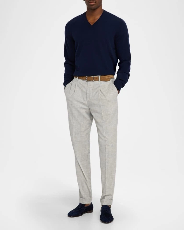 Suéter Brunello Cucinelli Para Hombre Cachemir Azul Marino Calce Clásico Cuello en V 48 Foto 3 de 4