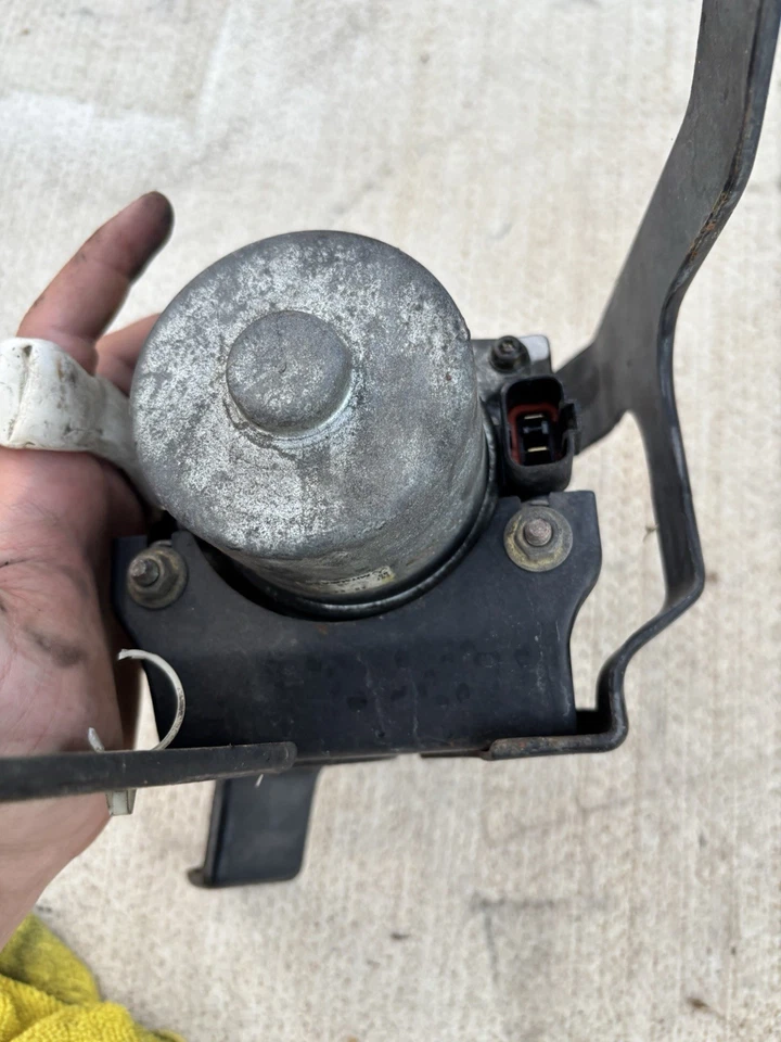 Bomba Acura Integra 2000 OEM ABS Nissin ABS NK1 L19 0663 con montajes Foto 3 de 4