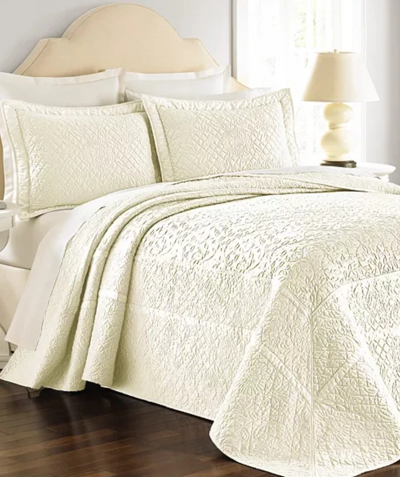 Colcha Completa Martha Stewart Colección Floración Enrejado Marfil 96" x 110" Nueva en Paquete Foto 2 de 4