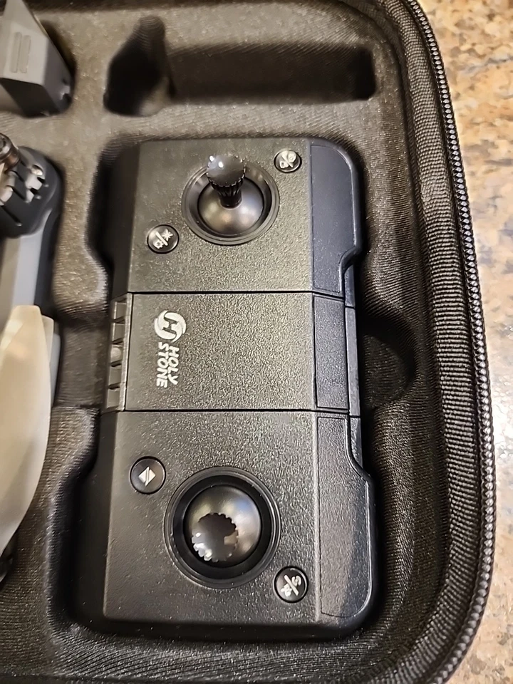 QUALITY Holy Stone HS440 Drone. Includes One Battery. - Image 3 of 4