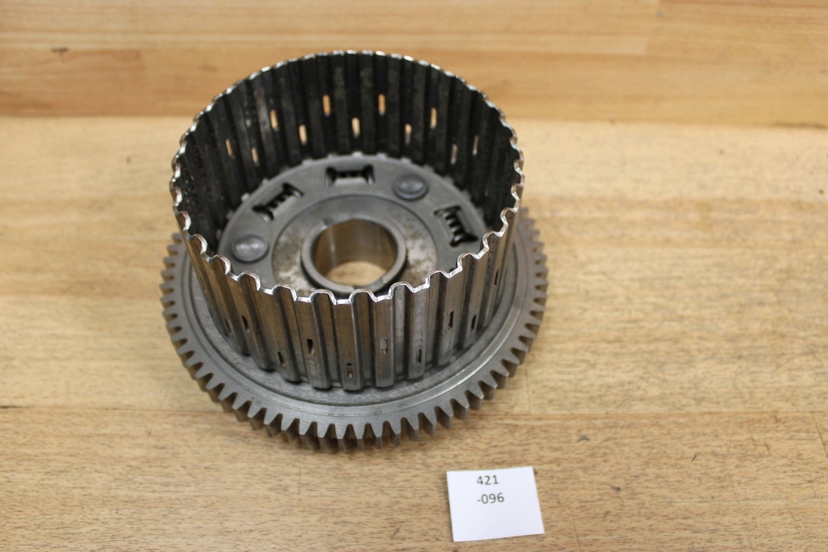 Suzuki GSX1100G GV74A 91-96 21200-26820 Kupplungskorb 421