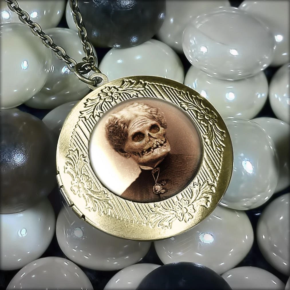 Haunted mansion shop necklace