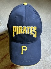PITTSBURGH PIRATES HAT MLB Strapback OSFM Baseball Cap Gold Black