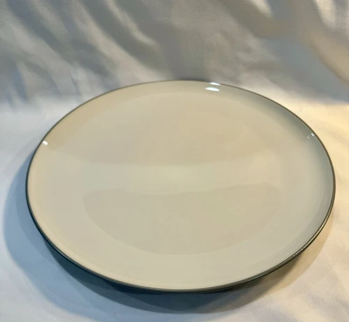 Noritake Colorwave Chop Plate - Thumbnail 2