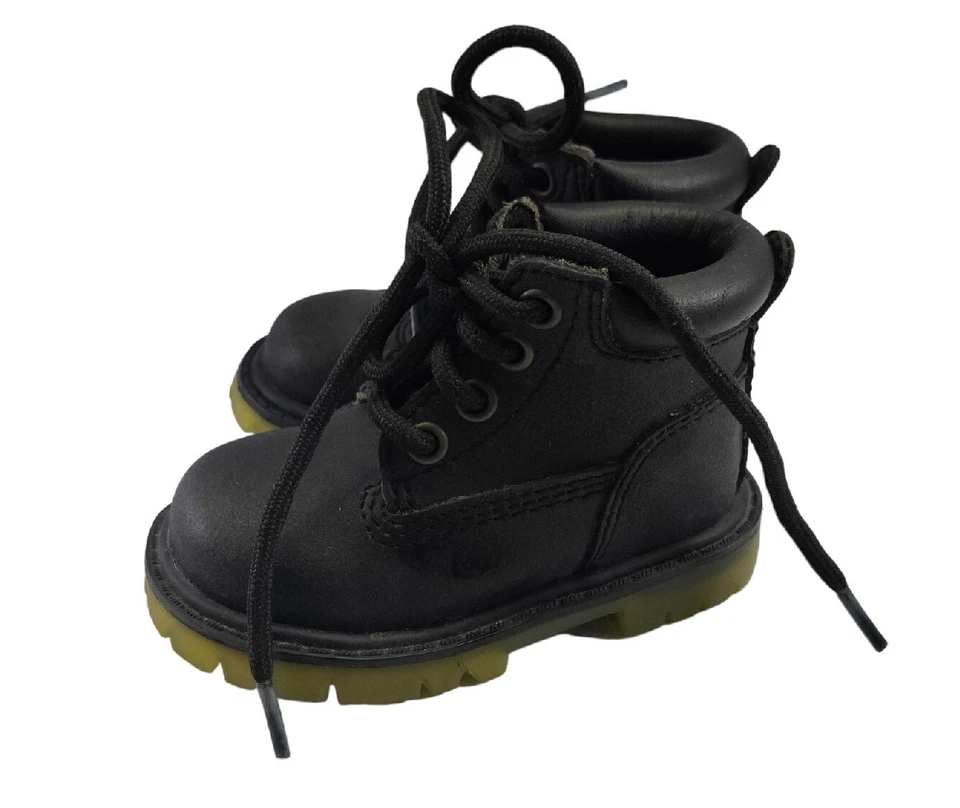 Botas de imitación de cuero negras para niños Connection Dale bebé talla 2 Foto 3 de 4