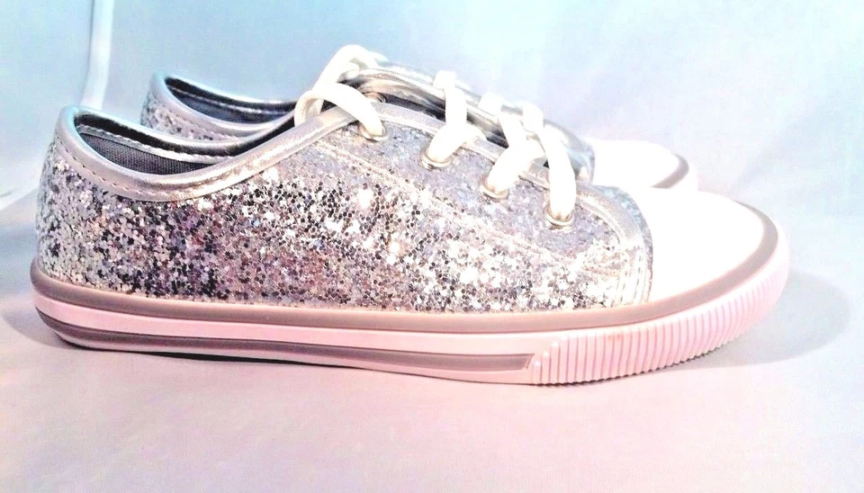  Tênis prata glitter Kenneth Cole Reaction novo na caixa meninas tamanho 11 M - Imagem 2 de 3