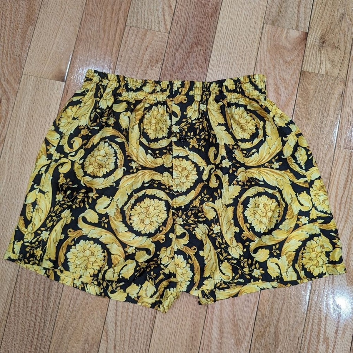 NEW VERSACE BAROCCO SILK PAJAMA SHORTS & BRALETTE SET | eBay