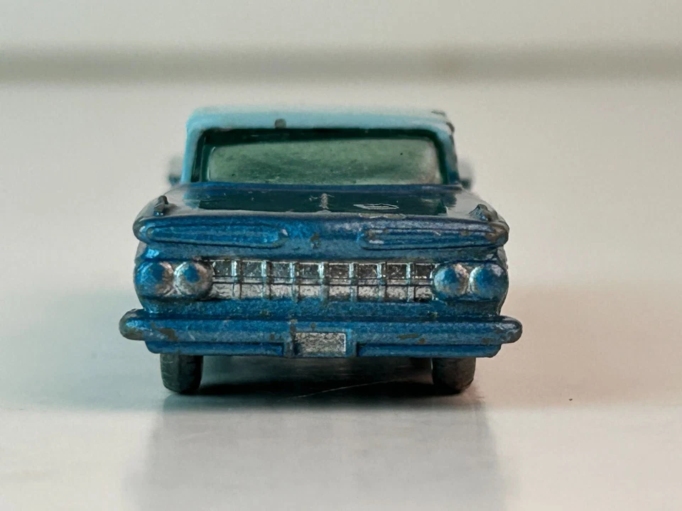 Matchbox Gray Wheel No. 57, 1959 Chevrolet Impala, Black Base, Silver Wheels - Image 4 of 4